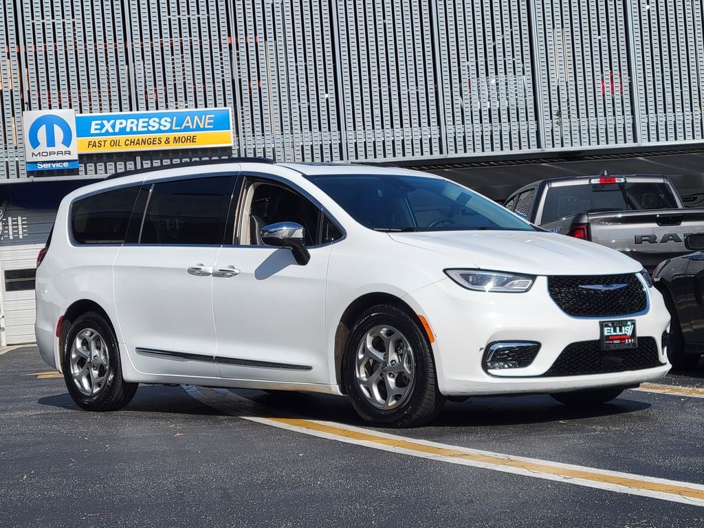 2023 Chrysler Pacifica Limited