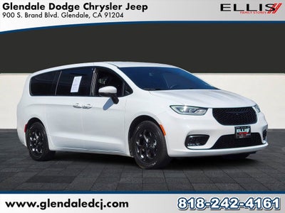 2023 Chrysler Pacifica Hybrid Touring L