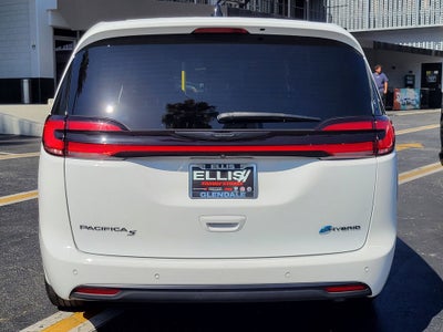 2023 Chrysler Pacifica Hybrid Touring L