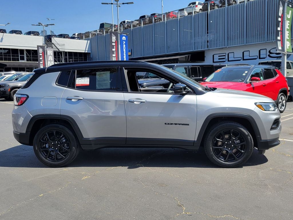 2022 Jeep Compass Altitude