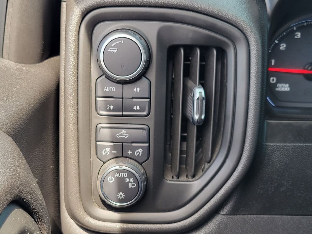 2020 Chevrolet Silverado 1500 Custom Trail Boss