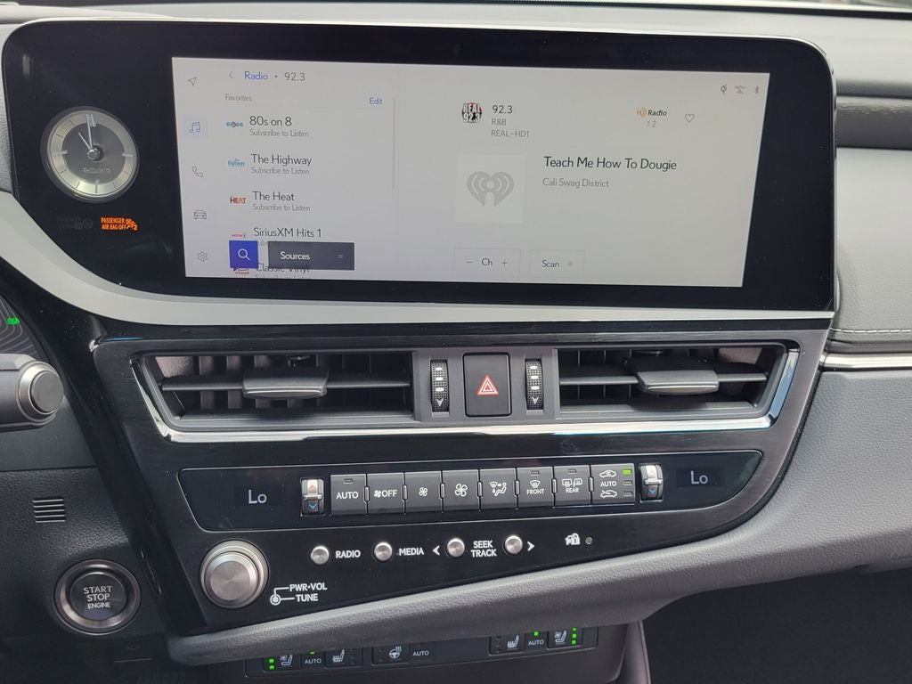 2025 Lexus ES 350