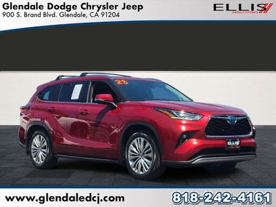 2023 Toyota Highlander Hybrid Platinum