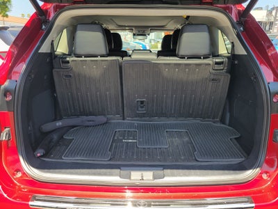2023 Toyota Highlander Hybrid Platinum