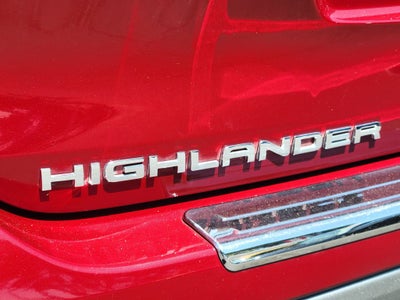2023 Toyota Highlander Hybrid Platinum