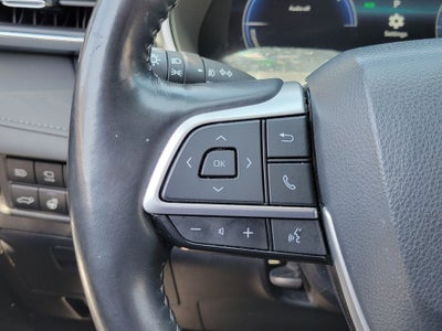 2023 Toyota Highlander Hybrid Platinum