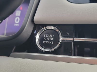 2025 Mitsubishi Outlander Base
