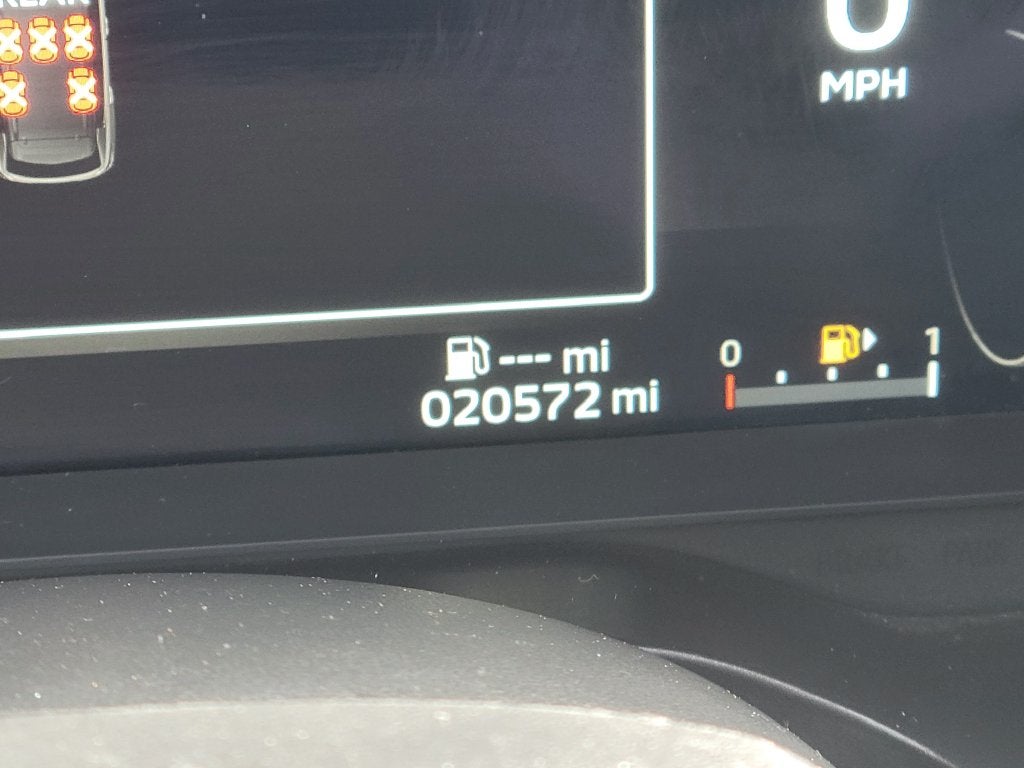 2025 Mitsubishi Outlander Base