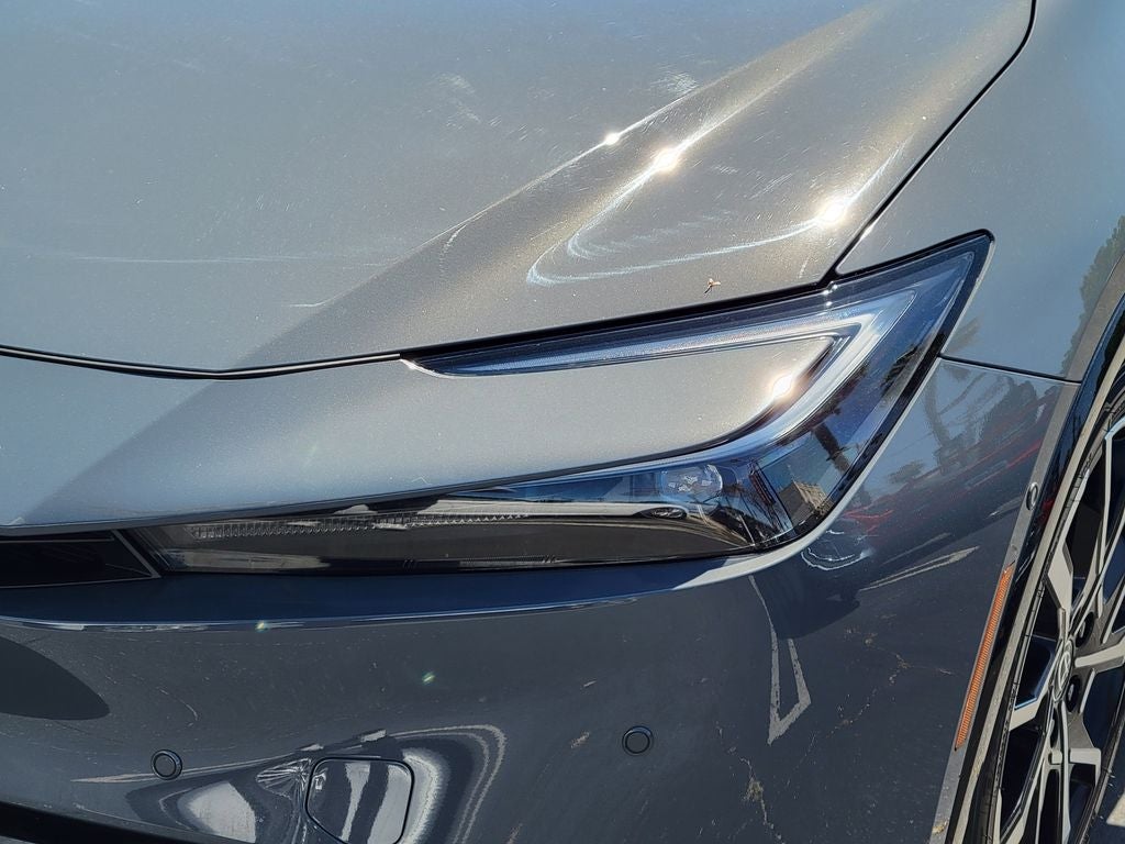 2025 Toyota Prius Plug-In Hybrid XSE Premium