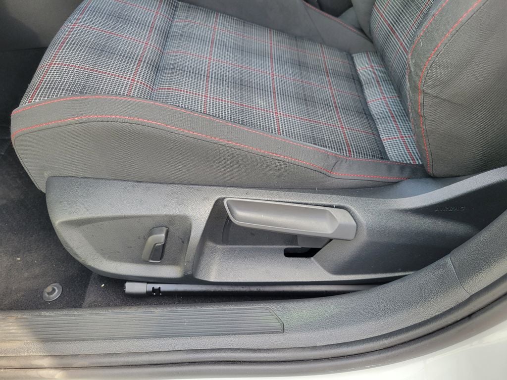 2024 Volkswagen Golf GTI S