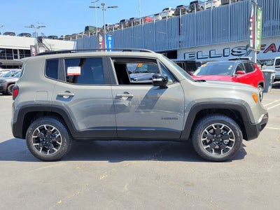 2023 Jeep Renegade Base