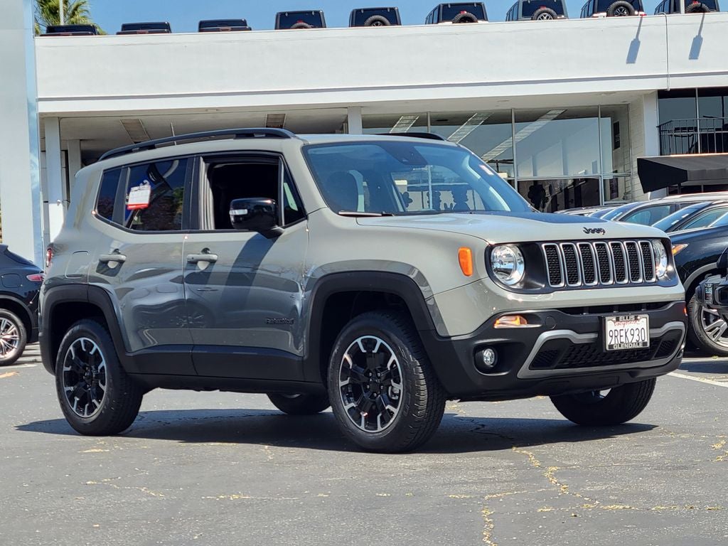 2023 Jeep Renegade Base