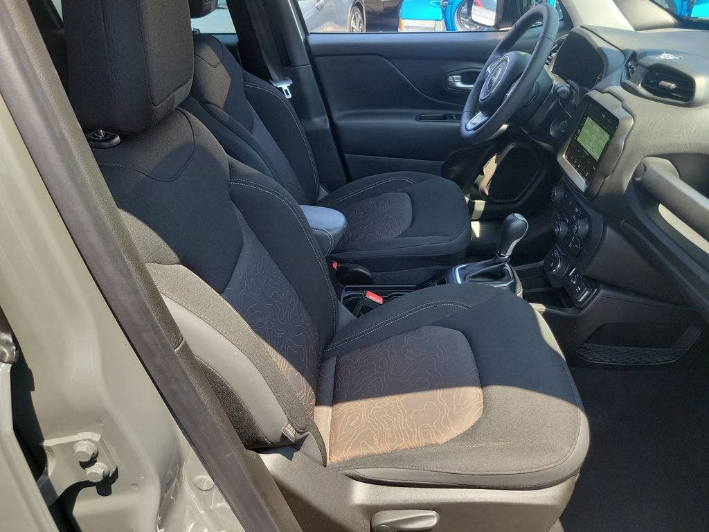 2023 Jeep Renegade Base