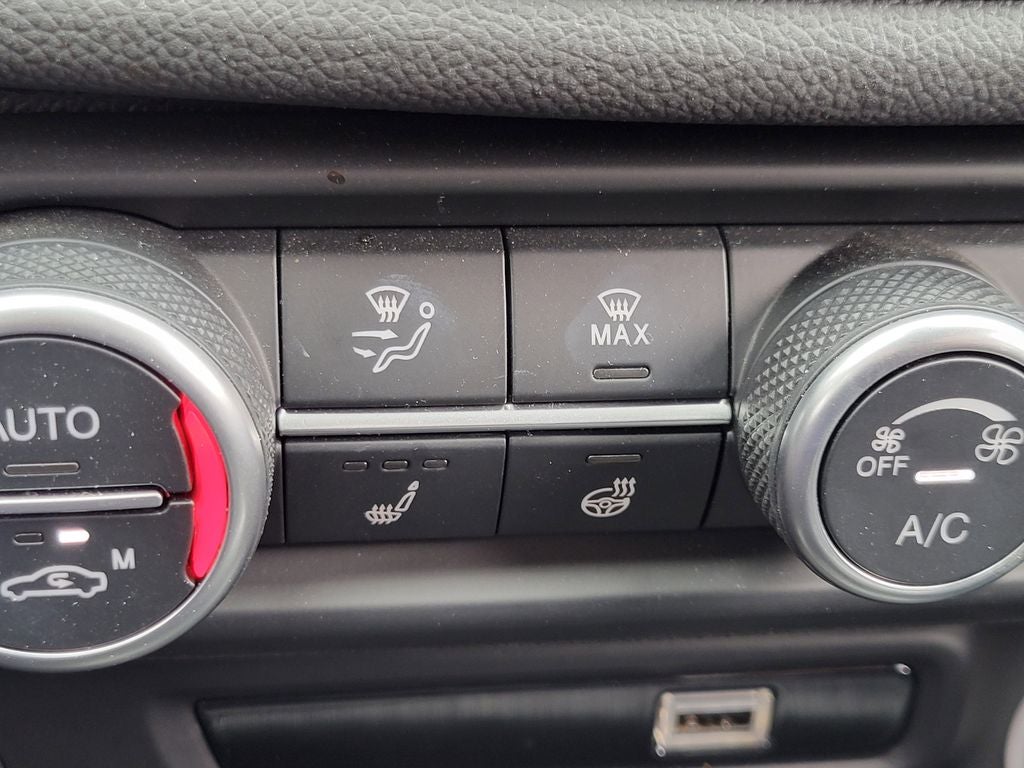 2024 Alfa Romeo Giulia Base