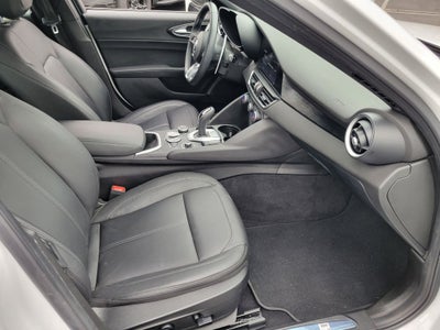 2024 Alfa Romeo Giulia Base