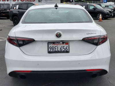 2024 Alfa Romeo Giulia Base