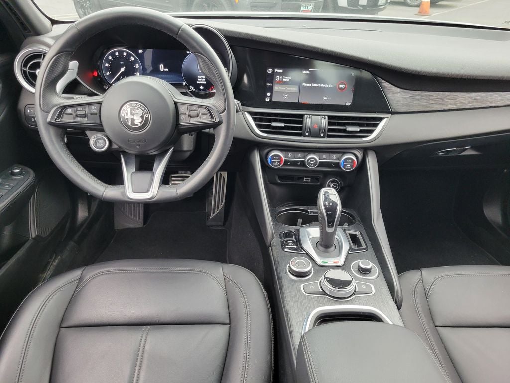 2024 Alfa Romeo Giulia Base