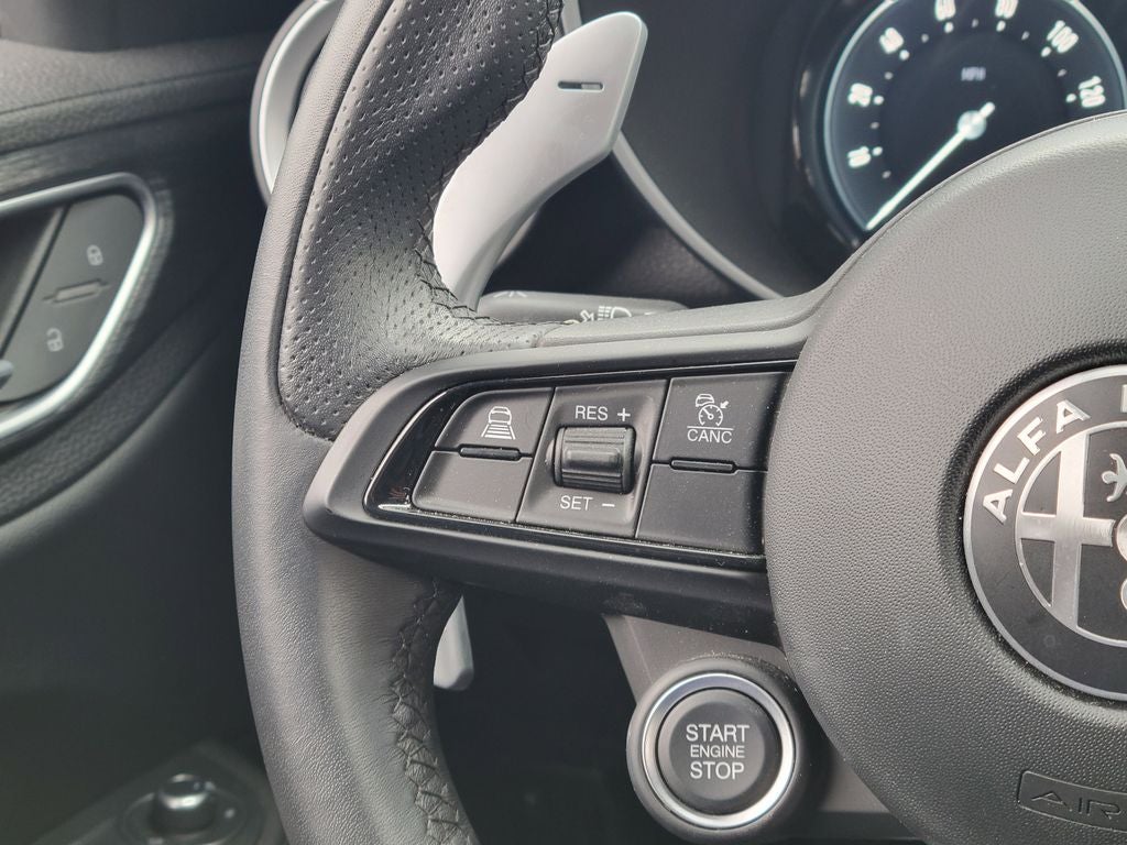 2024 Alfa Romeo Giulia Base