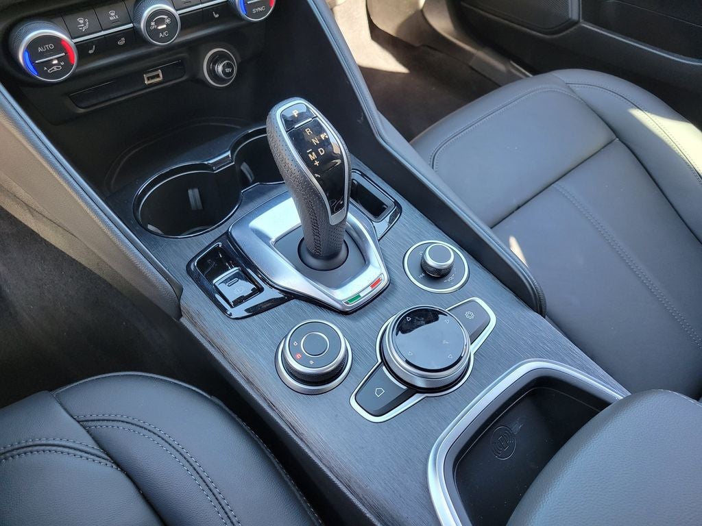 2024 Alfa Romeo Giulia Base