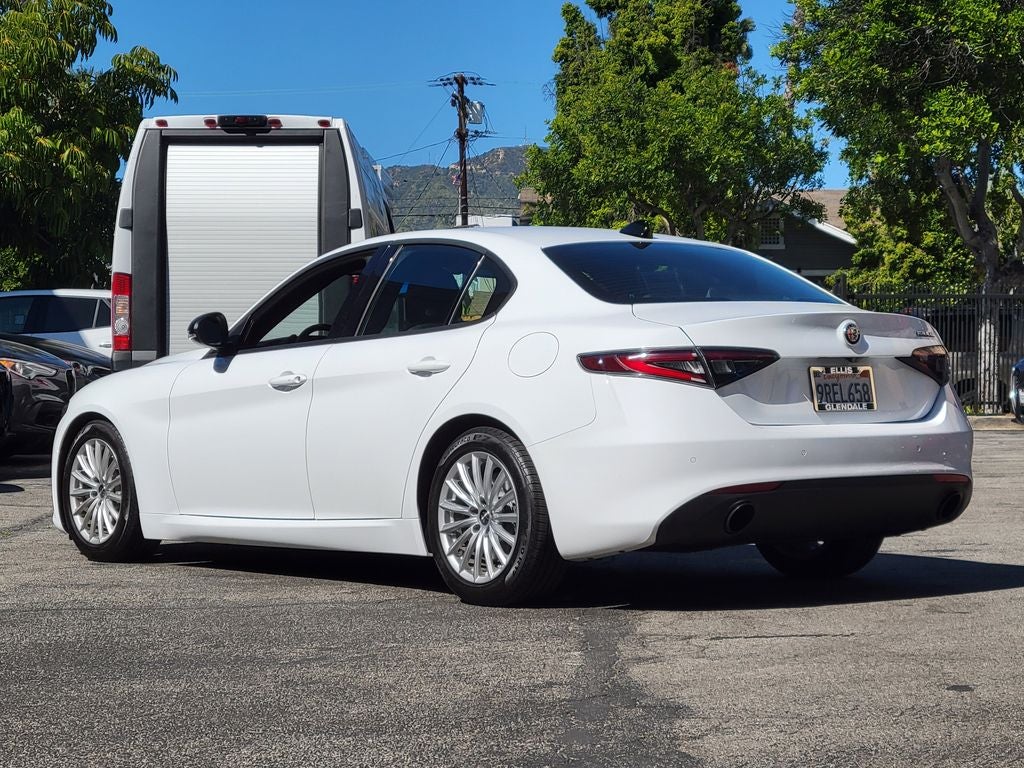 2024 Alfa Romeo Giulia Base