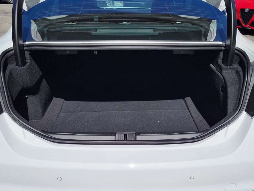 2024 Alfa Romeo Giulia Base