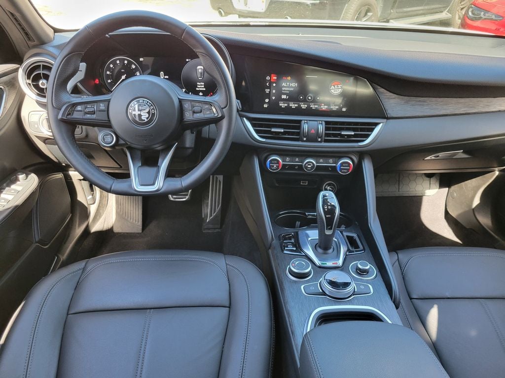 2024 Alfa Romeo Giulia Base