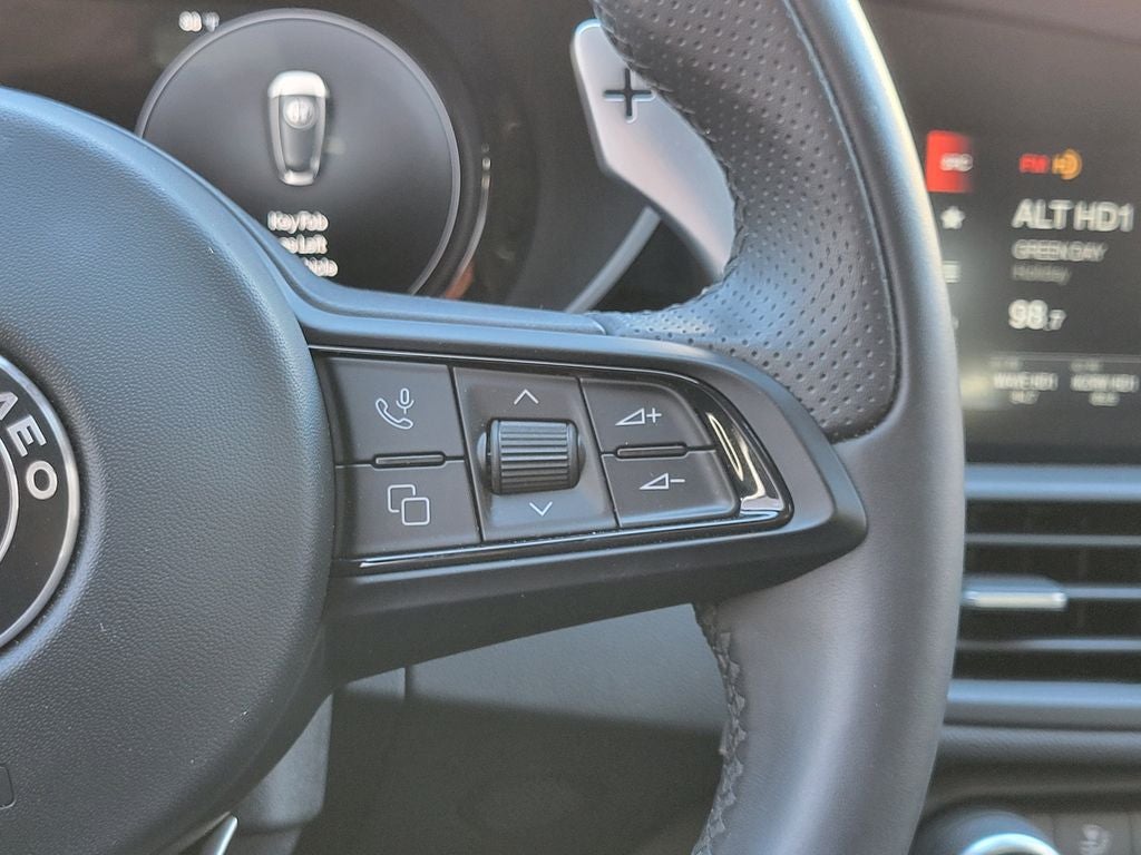 2024 Alfa Romeo Giulia Base