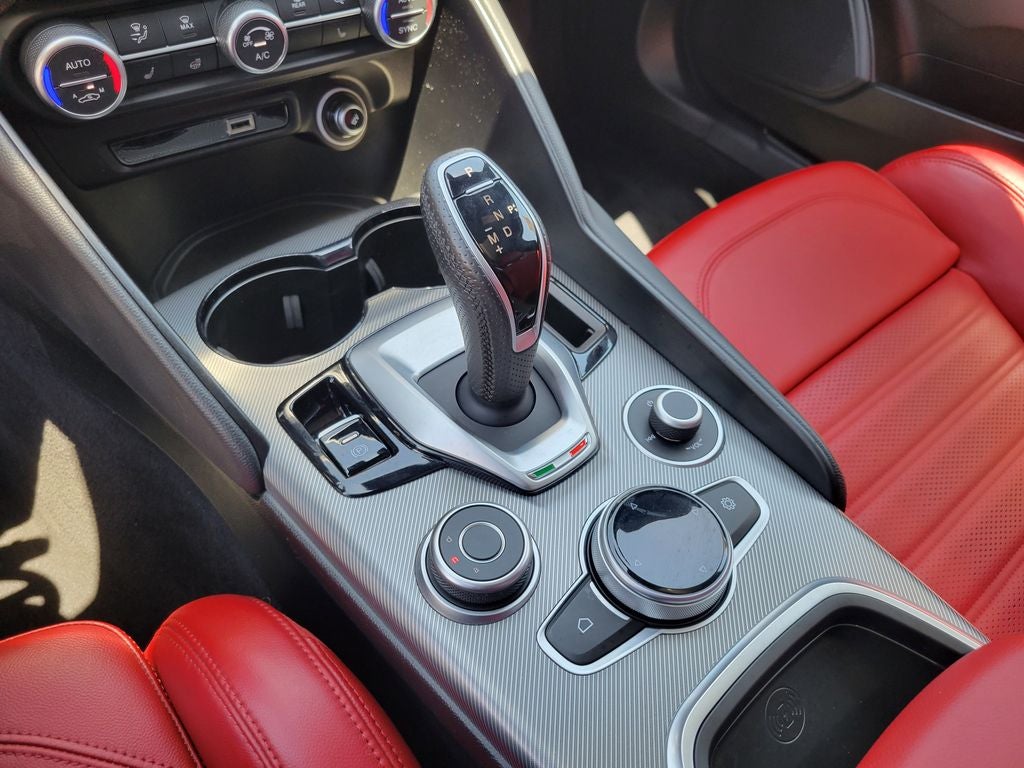 2024 Alfa Romeo Giulia Veloce