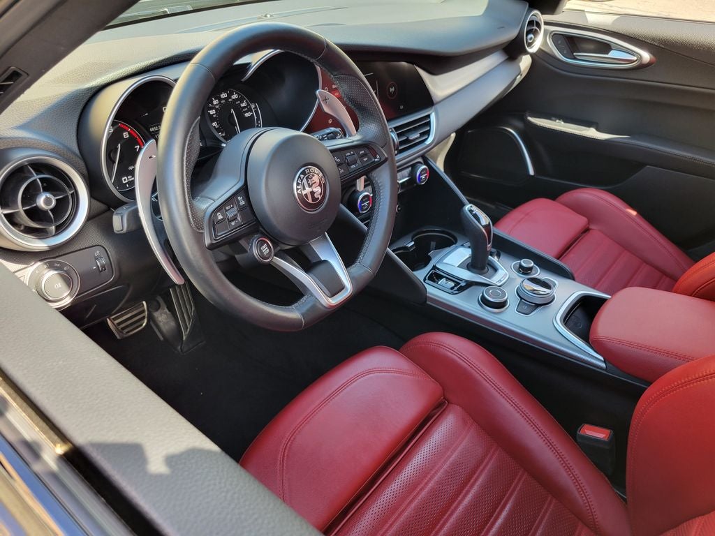 2023 Alfa Romeo Giulia Veloce