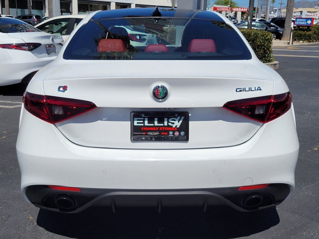 2022 Alfa Romeo Giulia Veloce