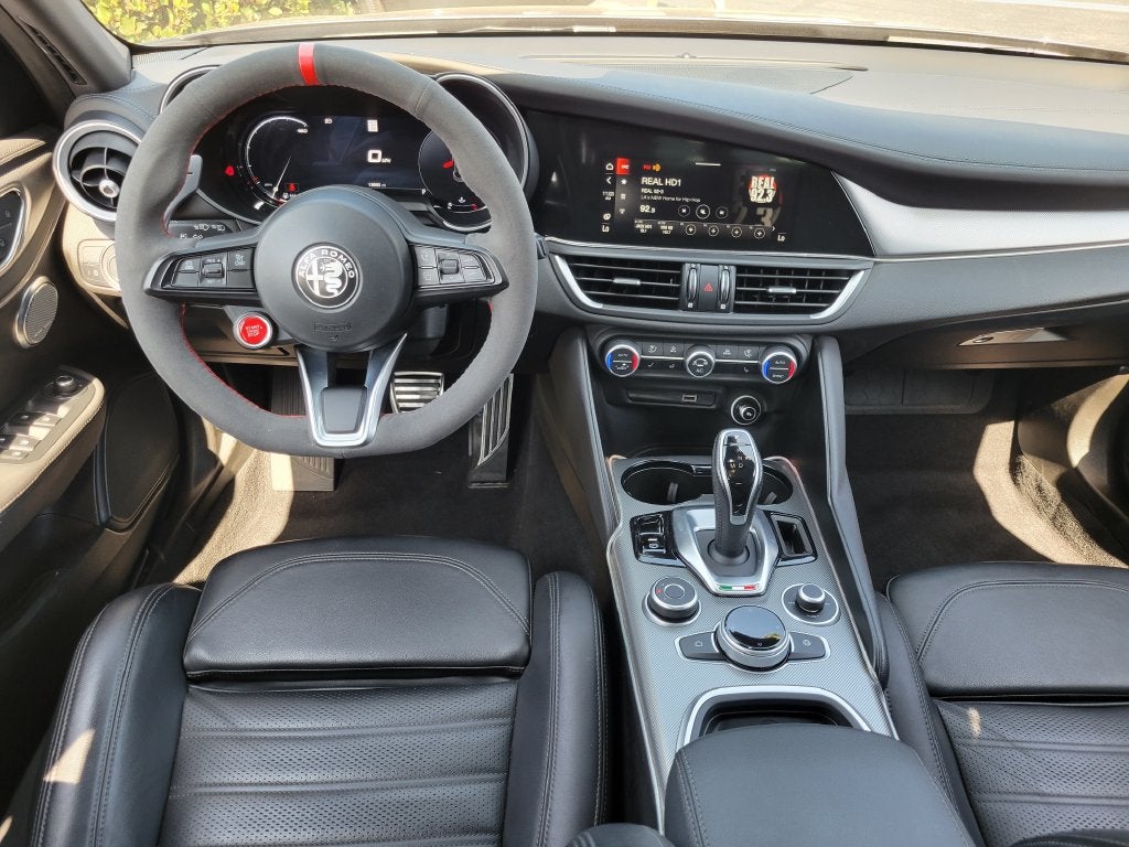 2024 Alfa Romeo Giulia Veloce