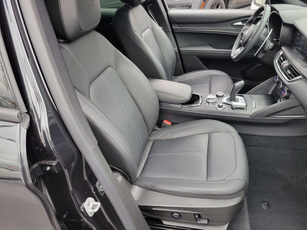 2024 Alfa Romeo Stelvio Sprint