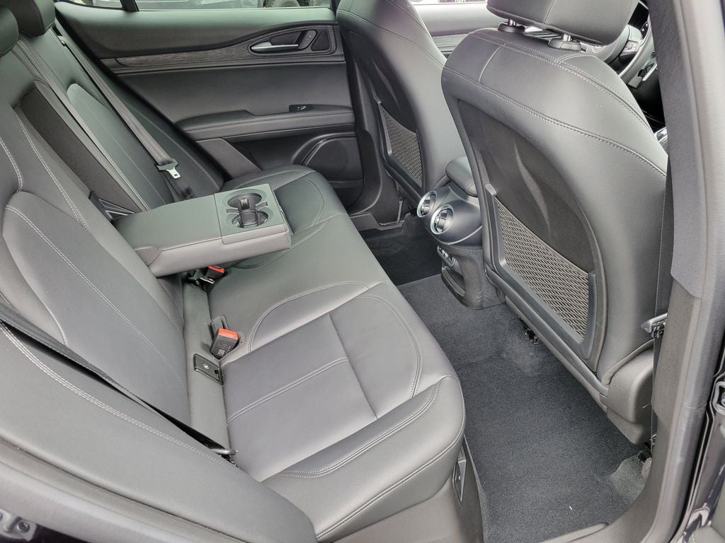 2024 Alfa Romeo Stelvio Sprint