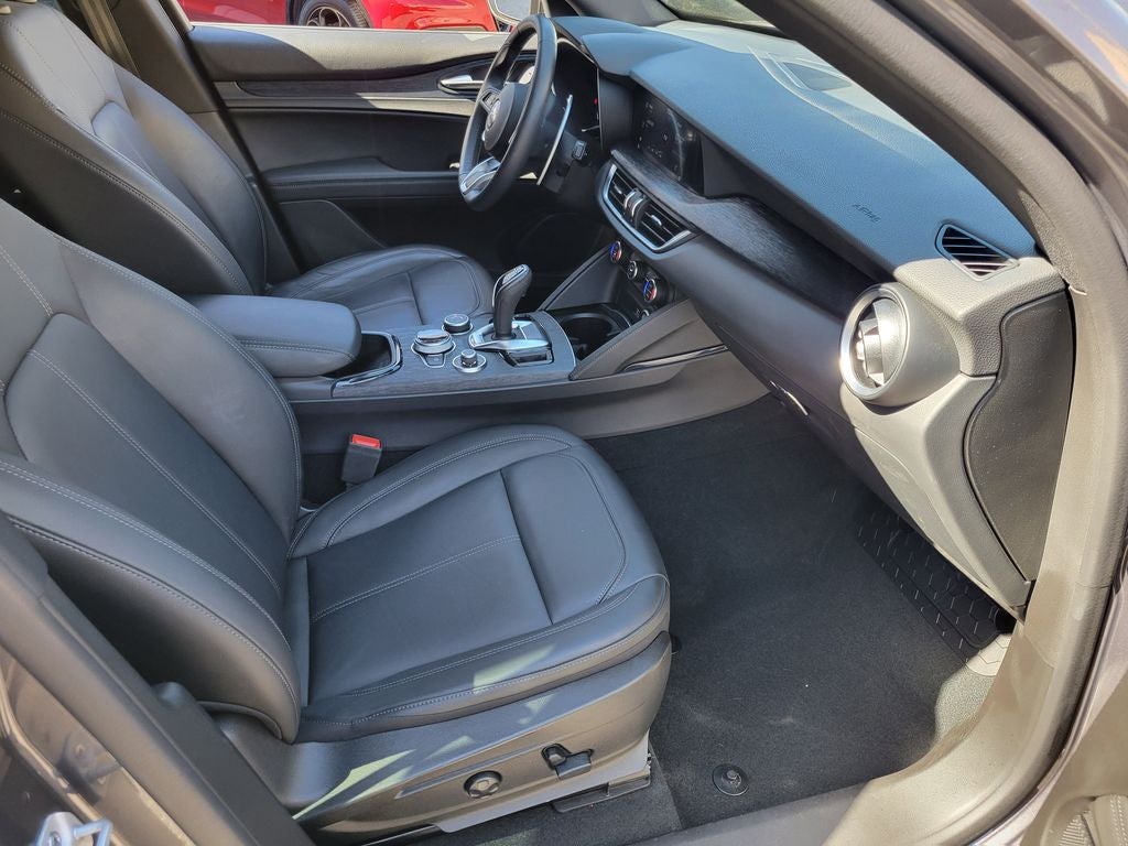 2024 Alfa Romeo Stelvio Sprint