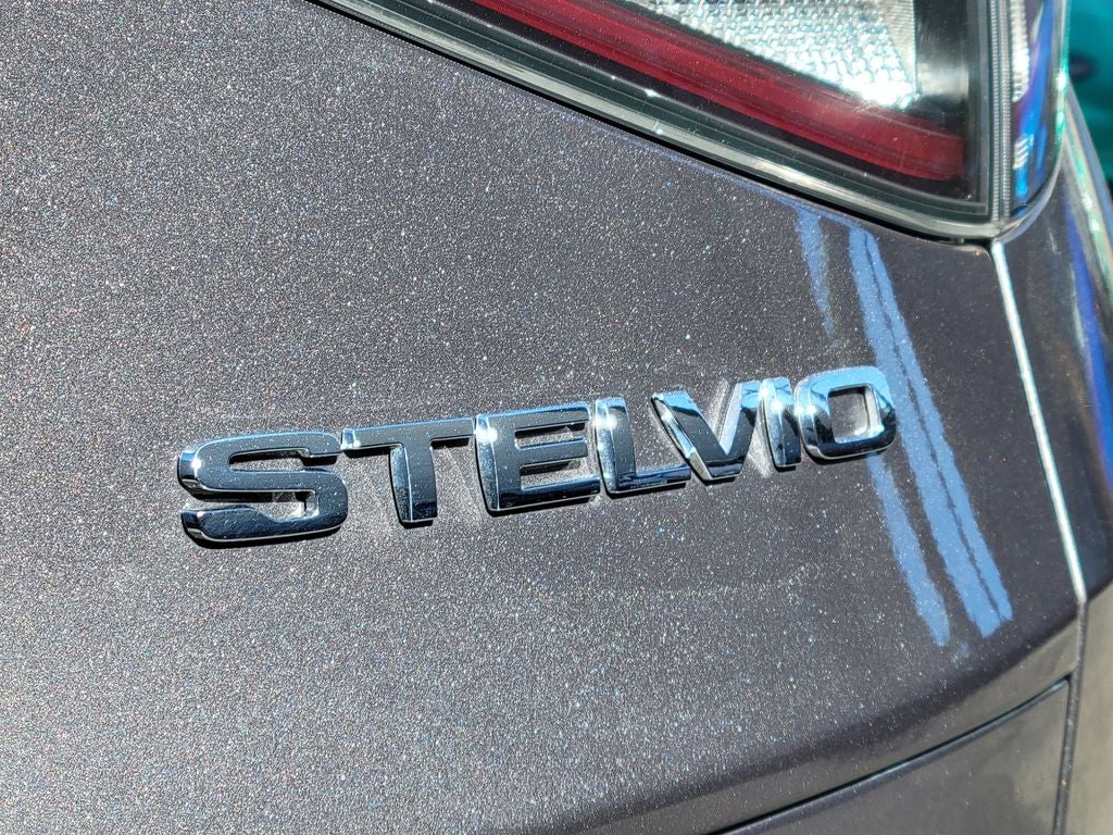 2024 Alfa Romeo Stelvio Sprint