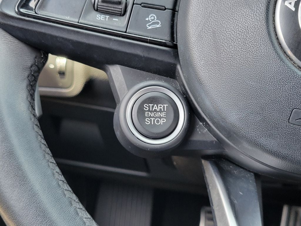2023 Alfa Romeo Stelvio Veloce