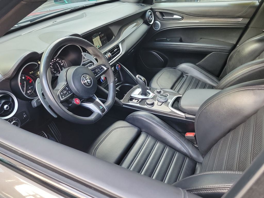 2022 Alfa Romeo Stelvio Quadrifoglio
