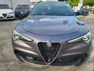 2022 Alfa Romeo Stelvio Quadrifoglio