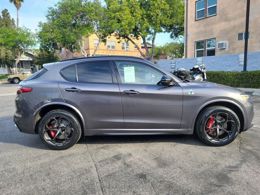 2022 Alfa Romeo Stelvio Quadrifoglio