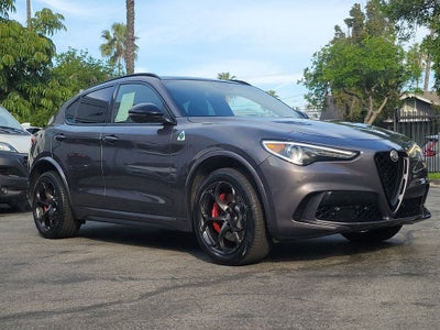 2022 Alfa Romeo Stelvio Quadrifoglio