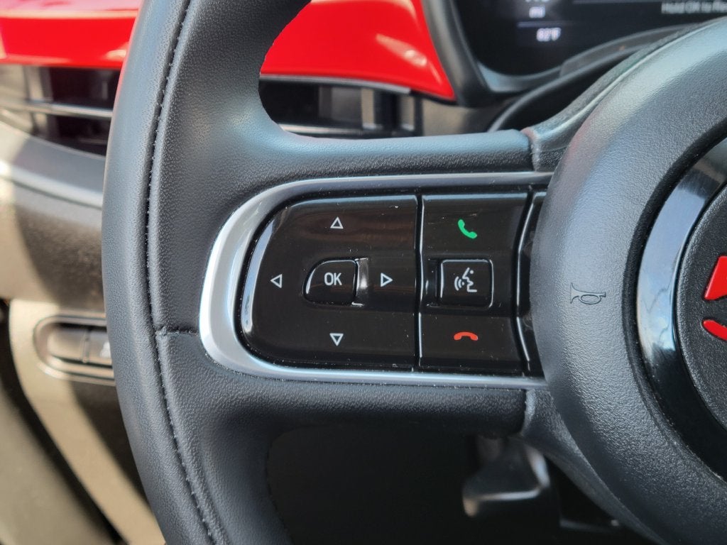 2024 Fiat 500e photo 4