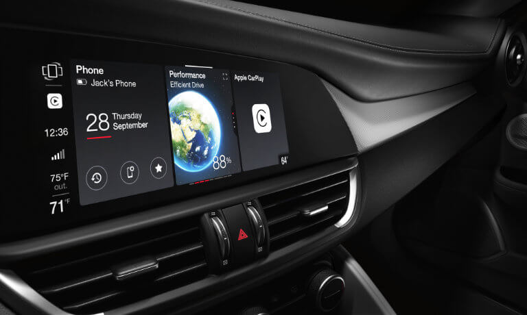 2023 Alfa Romeo Giulia interior infotainment