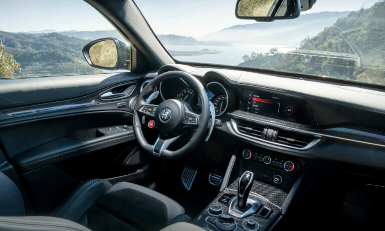2023 Alfa Romeo Giulia interior front