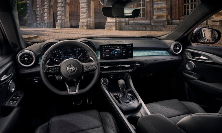 2024 Alfa Romeo Tonale interior front