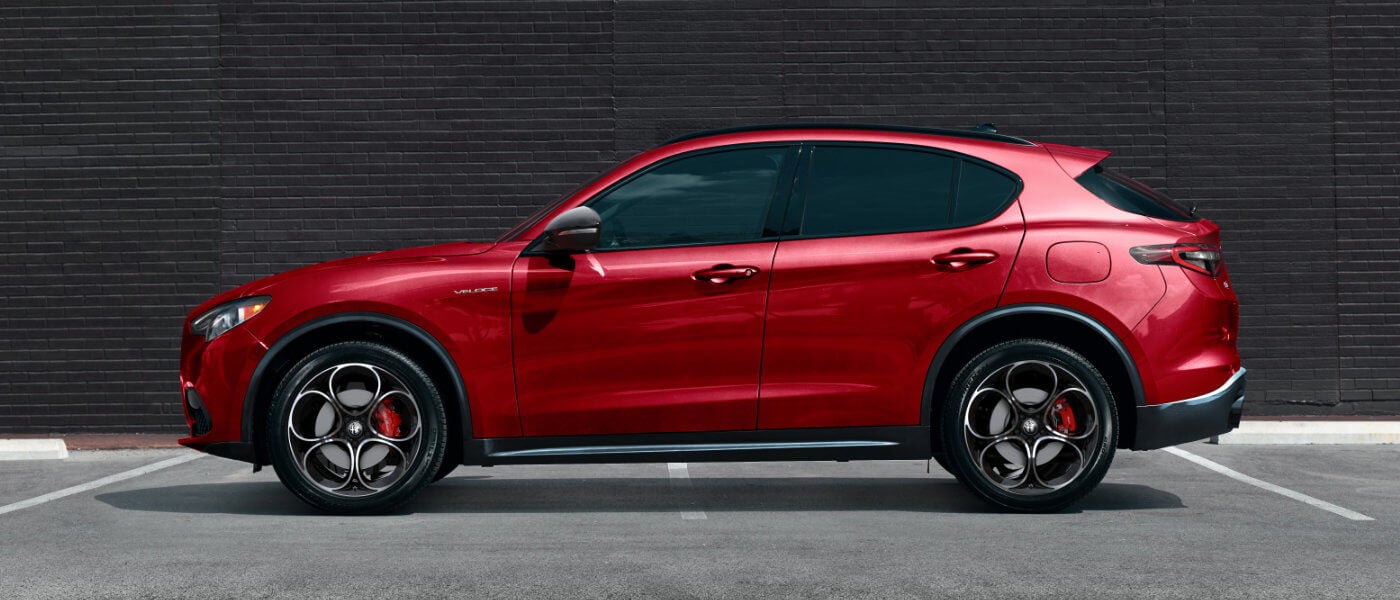 2025 Alfa Romeo Stelvio Exterior Parking Lot