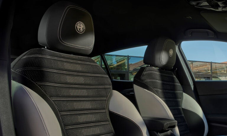 2026 Alfa Romeo Tonale Interior Front Seats